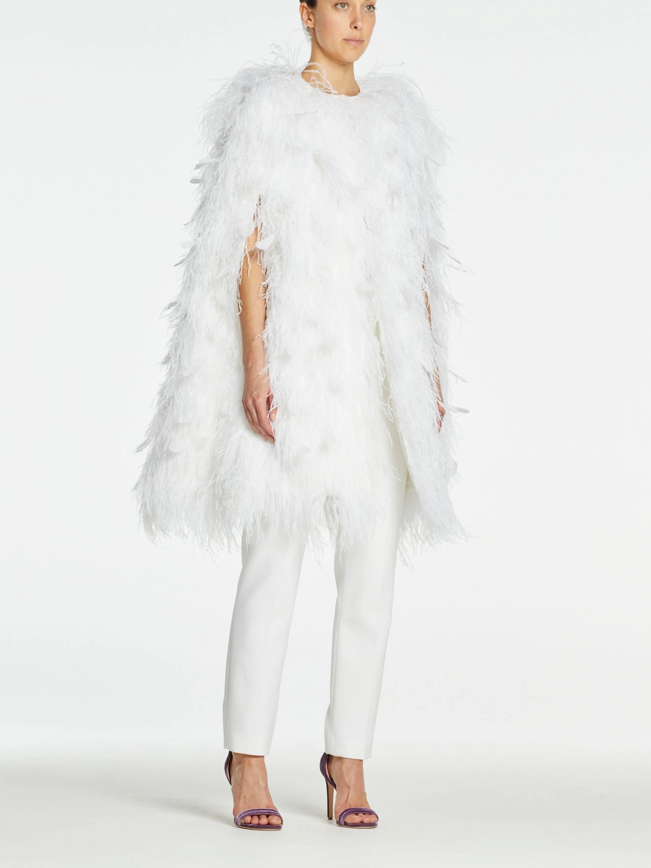 HuishanZhang JACKETS AND COATS DAHLIA CAPE WHITE OSTRICH FEATHERS 2 HuishanZhang JACKETS AND COATS DAHLIA CAPE WHITE OSTRICH FEATHERS