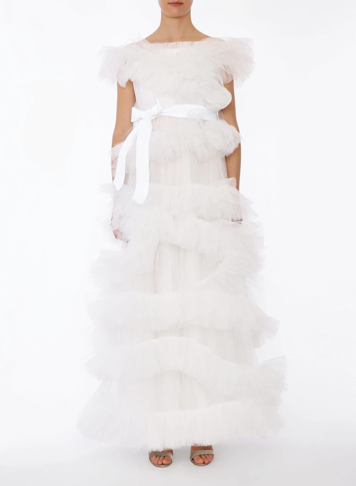 Huishan Zhang *ONLINE EXCLUSIVE* MARIEL GOWN WHITE TULLE NEW SEASON 2 Huishan Zhang *ONLINE EXCLUSIVE* MARIEL GOWN WHITE TULLE NEW SEASON